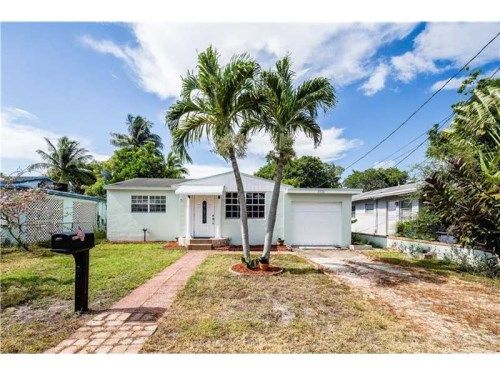 2536 Arthur St, Hollywood, FL 33020