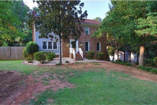 733 Chesterfield Drive, Lawrenceville, GA 30044