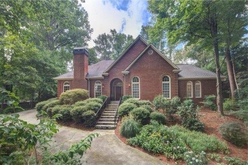 399 Herrington Drive Ne, Atlanta, GA 30342