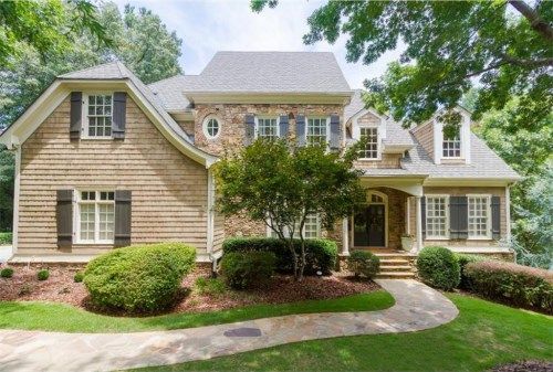 805 Haven Oaks Court, Atlanta, GA 30342