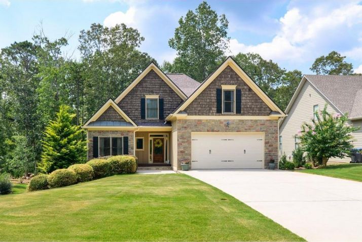 52 Rose Brooke Circle, White, GA 30184