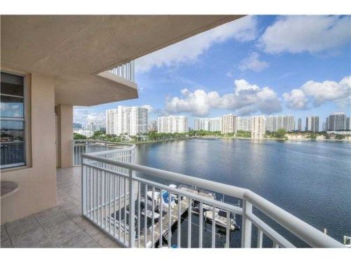 18081 Biscayne Blvd # 705-4, North Miami Beach, FL 33160