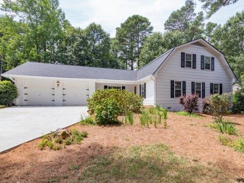 581 Cricket Hill Trail, Lawrenceville, GA 30044