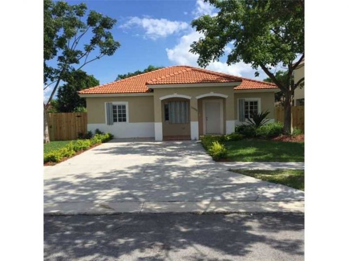 15935 SW 306th Ter, Homestead, FL 33033