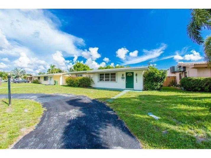 7680 NW 16th Ct, Hollywood, FL 33024