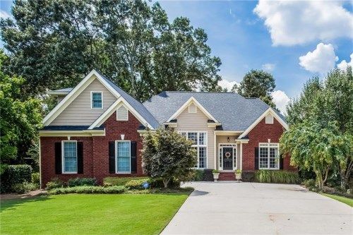 262 Country Club Drive, Hiram, GA 30141