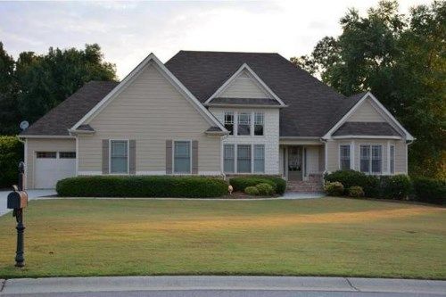 717 Lincoln Drive, Winder, GA 30680