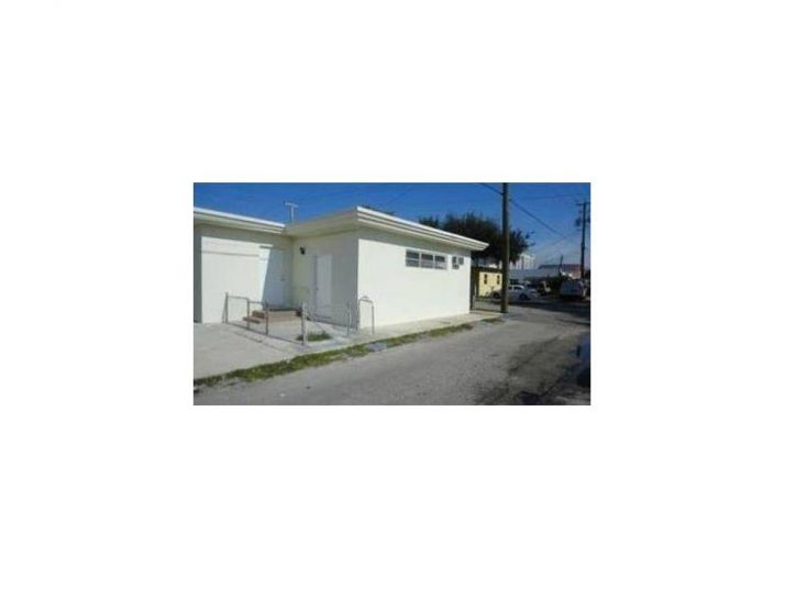 2058 Monroe St, Hollywood, FL 33020