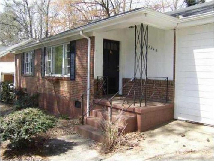 2248 Desmond Drive, Decatur, GA 30033