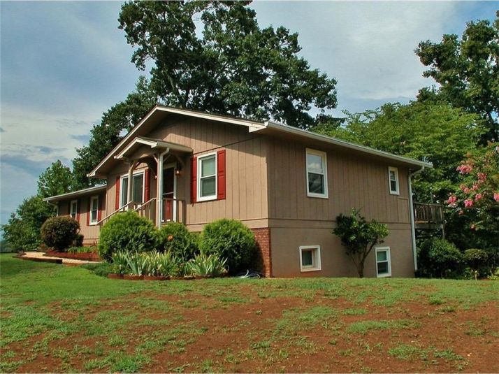 5947 Bark Camp Road, Murrayville, GA 30564