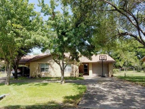 205 McGee, Kingsland, TX 78639