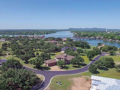 208 Colina Cove, Kingsland, TX 78639