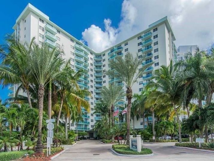 3901 S Ocean # 6V, Hollywood, FL 33019