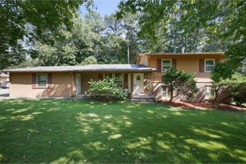 1924 Holly Springs Road Ne, Marietta, GA 30062