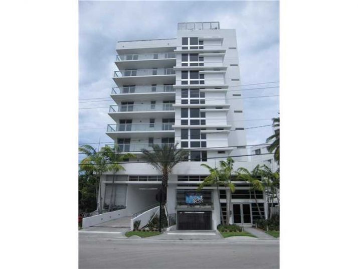 9901 E Bay Harbor Dr # 701, Miami Beach, FL 33154