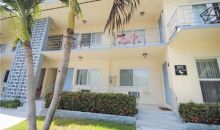 1075 101 ST # 4 Miami Beach, FL 33154