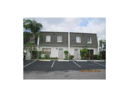 3335 Quail Close # 10, Pompano Beach, FL 33064