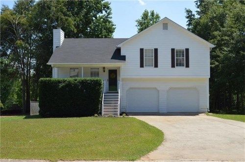 122 Grapevine Drive, Douglasville, GA 30134