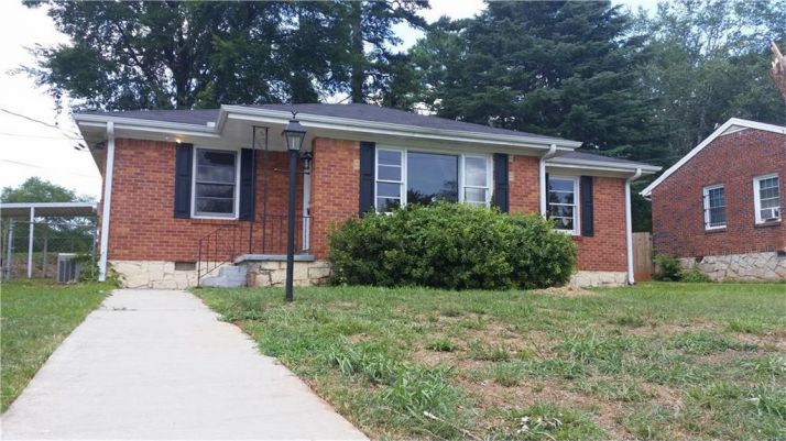 2299 Scotty Circle, Decatur, GA 30032