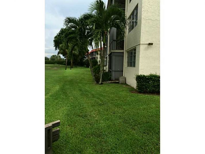 830 S HOLLYBROOK DR # 58-210, Hollywood, FL 33025