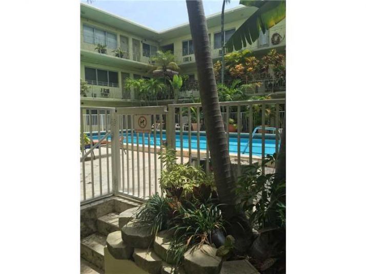 835 Lenox Ave # 215, Miami Beach, FL 33139