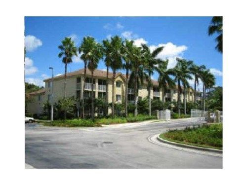 440 S PARK RD # 4-201, Hollywood, FL 33021