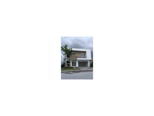 9740 NW 74 TER, Miami, FL 33178