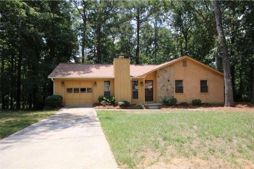 3908 Tanglewood Road, Snellville, GA 30039