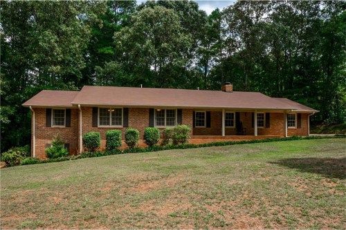 152 Carl Parker Road, Hampton, GA 30228