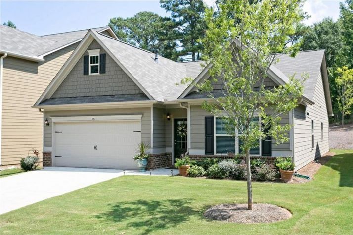 121 Brooks Circle, Hampton, GA 30228