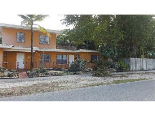 1327 SE 2nd Ave, Dania, FL 33004