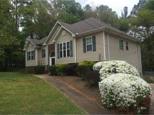 35 Walnut Circle, Stockbridge, GA 30281