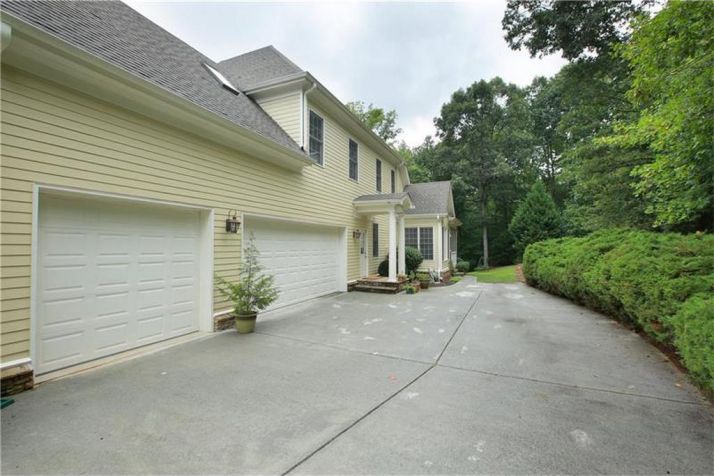 625 Scarlet Oak Trail, Alpharetta, GA 30004