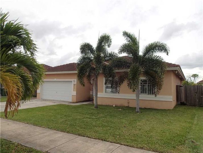 411 SE 16th Ave, Homestead, FL 33033