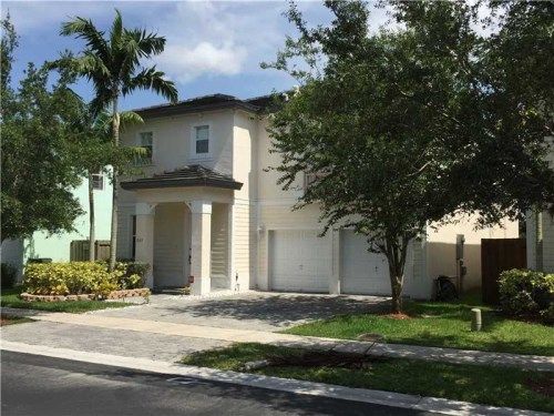 243 NE 32nd Ter, Homestead, FL 33033