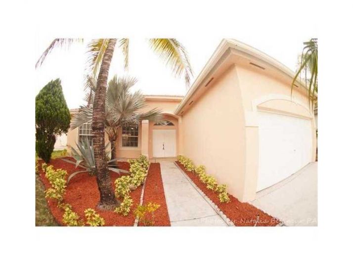 670 SE 29th Dr, Homestead, FL 33033