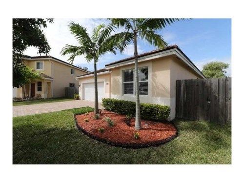 3055 SE 6th St, Homestead, FL 33033