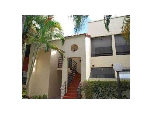 3559 Magellan Cir # 323-2, Miami, FL 33180