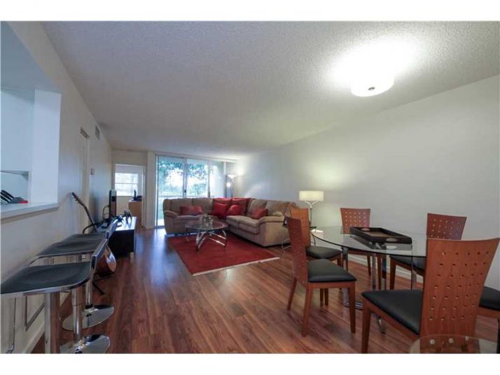 4984 NW 97 Pl # 301, Miami, FL 33178