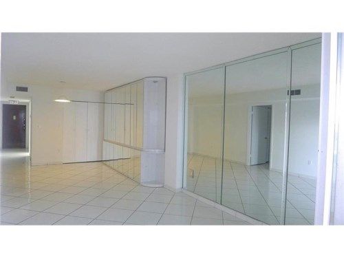 4141 Collins Ave # 505, Miami Beach, FL 33140