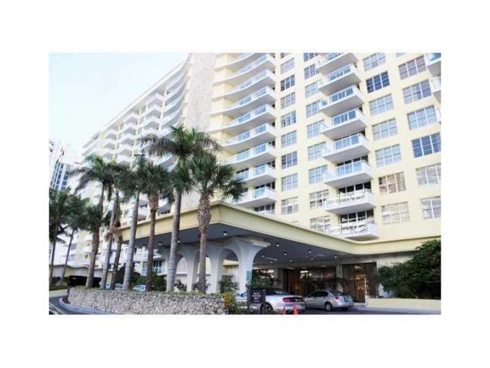 5600 COLLINS AV # 17W, Miami Beach, FL 33140