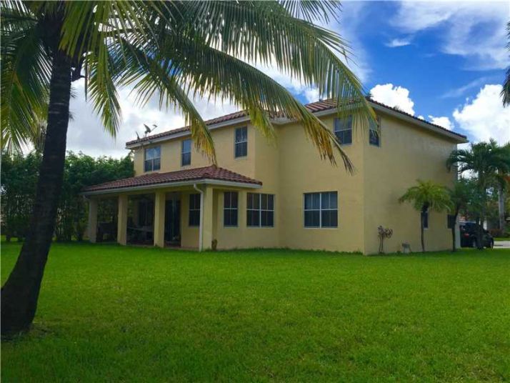 3661 SW 163rd Ave, Hollywood, FL 33027