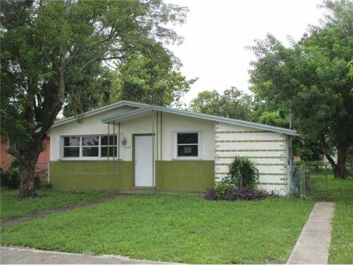 6844 SW 21st St, Hollywood, FL 33023