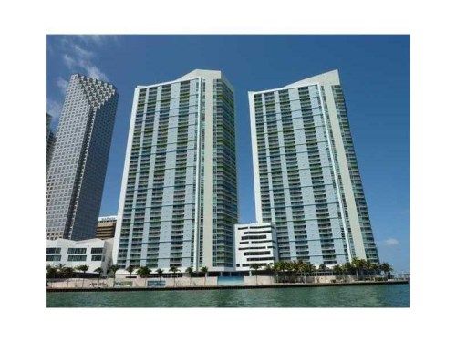 325 S Biscayne Blvd # 3714, Miami, FL 33131