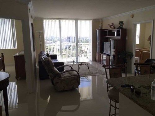 19501 W Country Club Dr # 2010, Miami, FL 33180