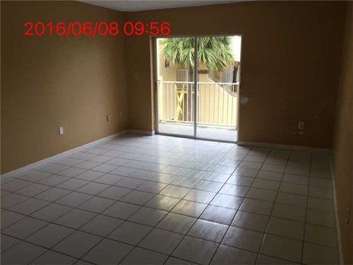 2750 W 76th St # 210, Hialeah, FL 33016