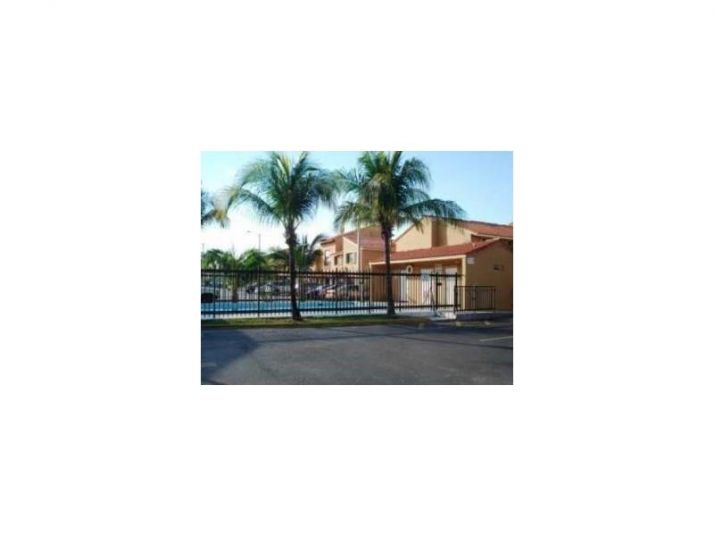 2740 W 62nd Pl # 203, Hialeah, FL 33016