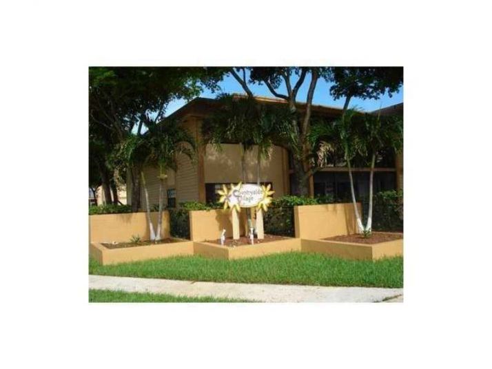 18965 NW 62nd Ave # 202, Hialeah, FL 33015