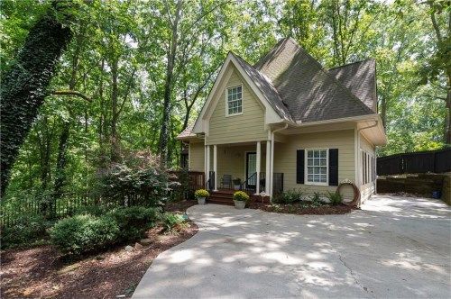 6086 Oak Hill Drive, Flowery Branch, GA 30542