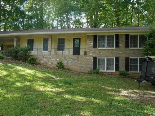 1363 Mohawk Drive, Lawrenceville, GA 30043